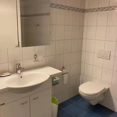 Attic Mountain & View - 2nd Floor