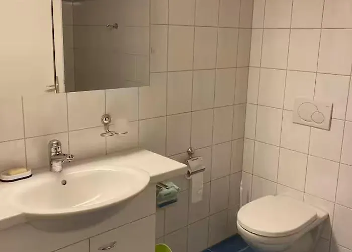 Attic Mountain & View - 2nd Floor