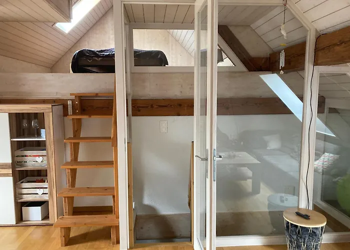 Attic Mountain & View - 2nd Floor