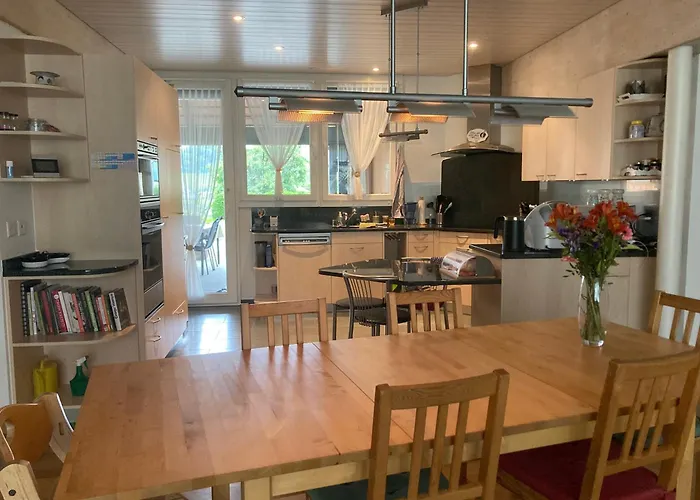 Privat bolig Attic Mountain & View - 2nd Floor *