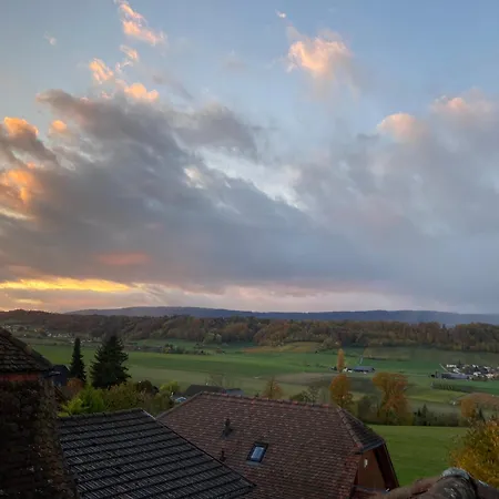 Attic Mountain & View Privatunterkunft *
