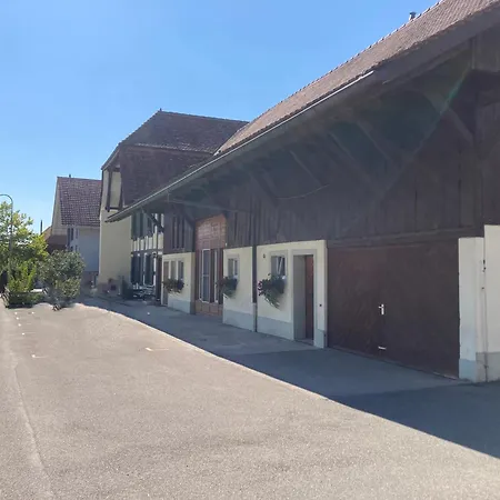 Attic Mountain & View - 2nd Floor Vinelz